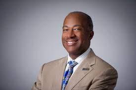 Portrait of UC Davis Chancellor Gary May